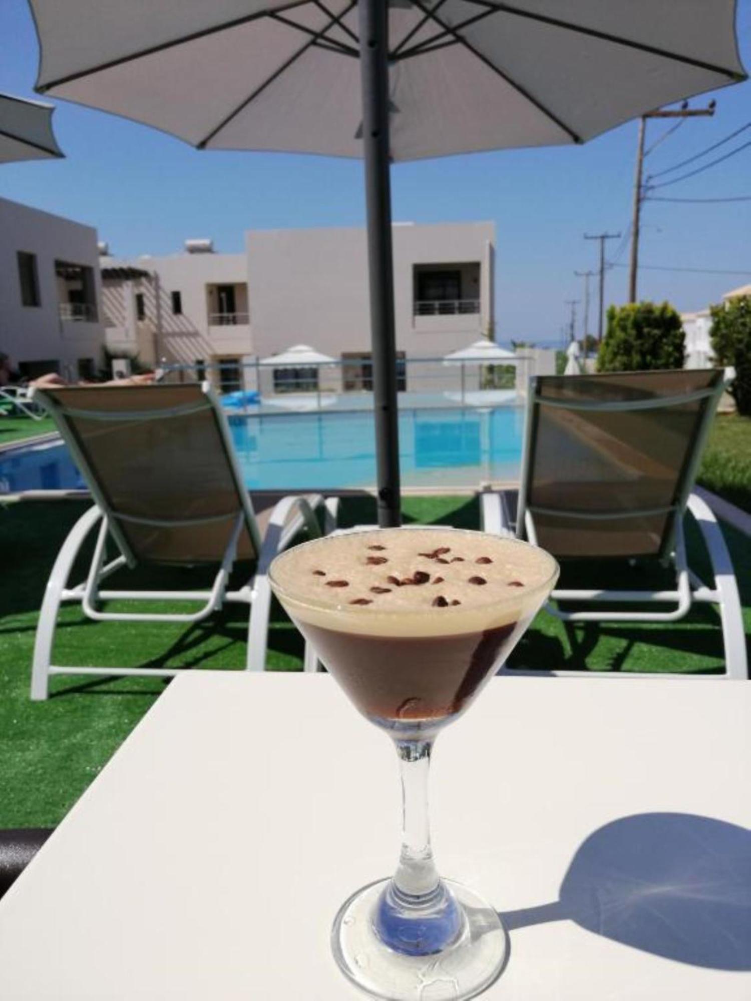 Carisa Suites And Apartments Maleme Buitenkant foto