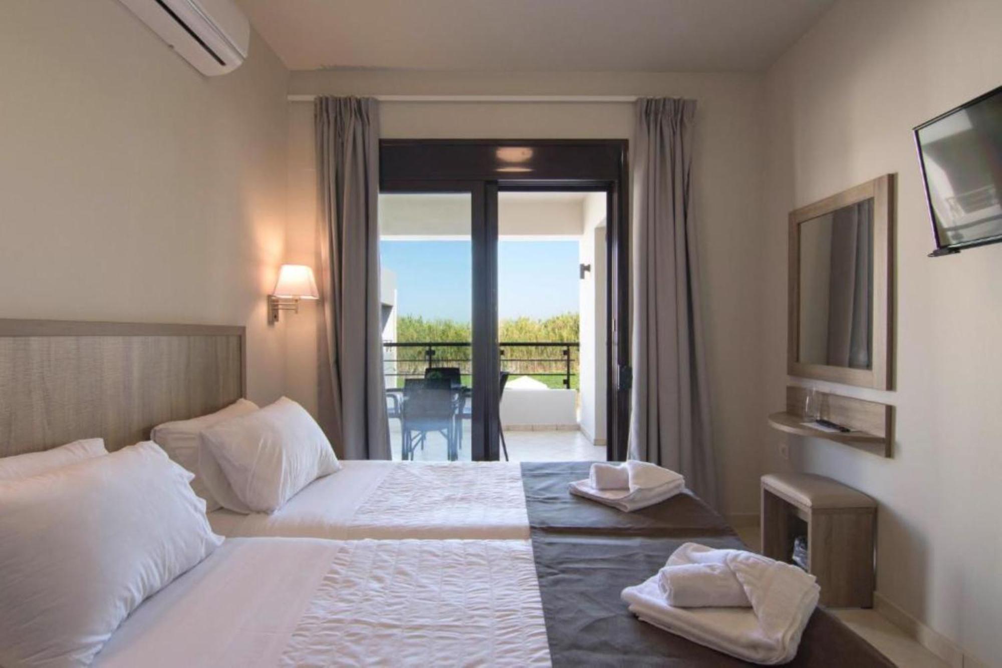 Carisa Suites And Apartments Maleme Buitenkant foto