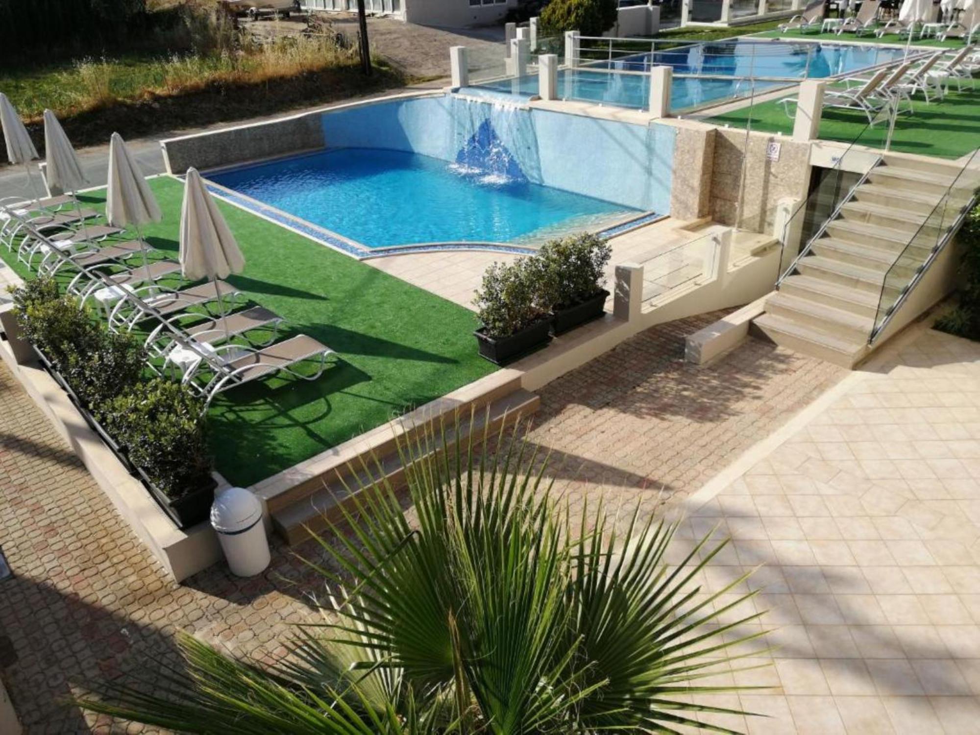 Carisa Suites And Apartments Maleme Buitenkant foto